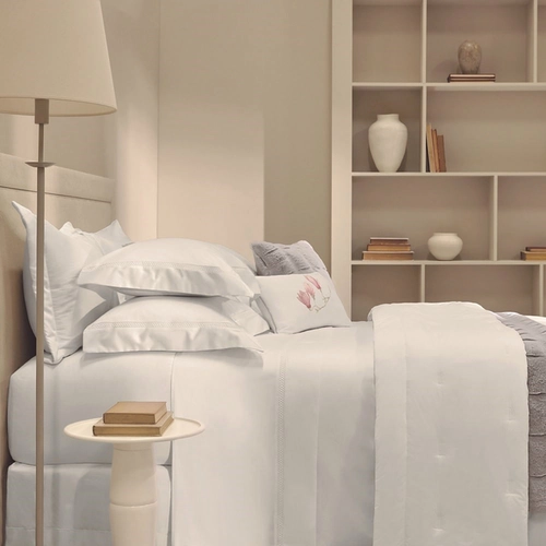 SUPER FRONHA DELFINE 600 FIOS TRUSSARDI/B BRANCO/BRANCO 50X90